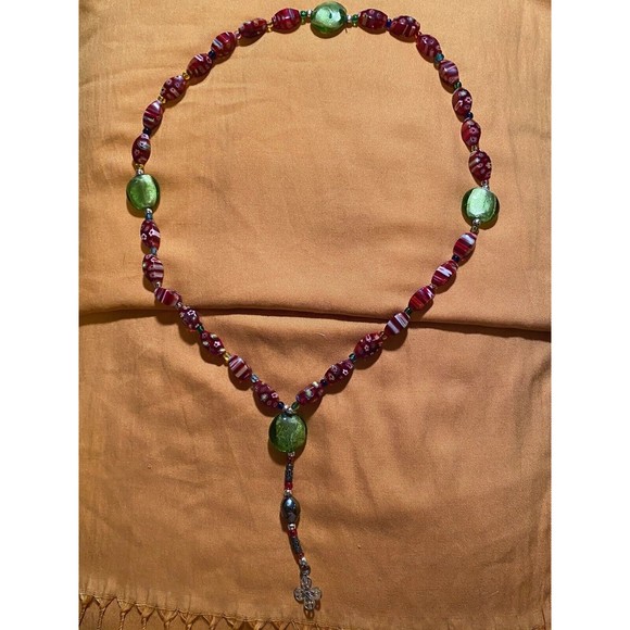 Glass Millefleur Necklace Red Green Flowers Festive Spring or Winter - Picture 2 of 3